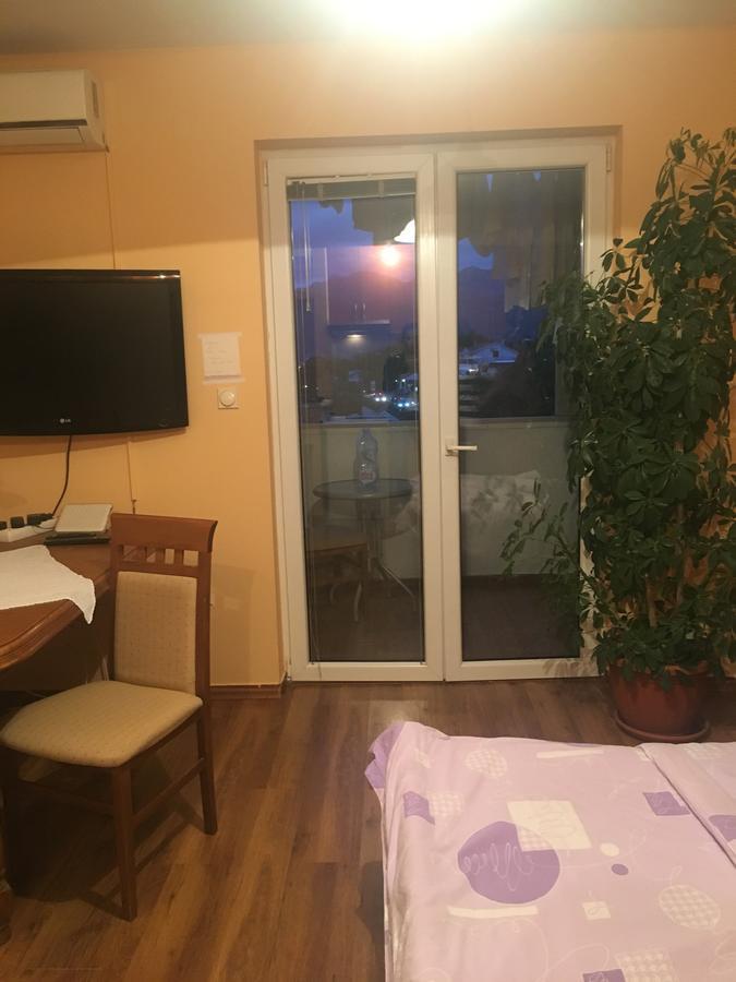 Ana Apartment Tivat Exterior photo