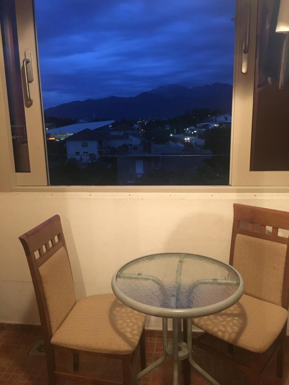 Ana Apartment Tivat Exterior photo